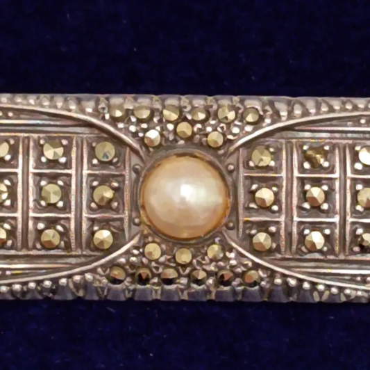 Broche francés de plata antigua 935