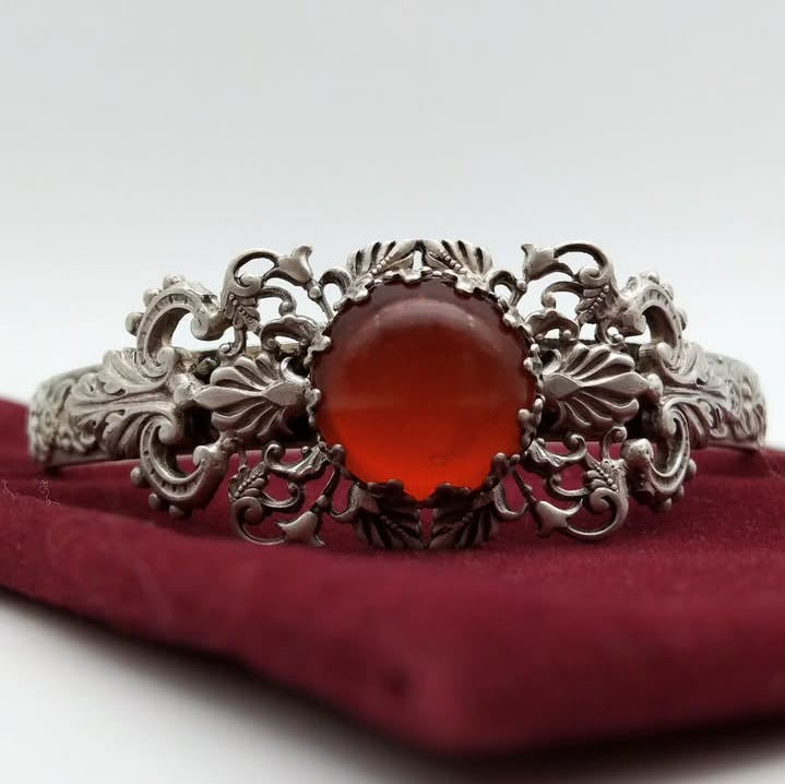 Pulseras y Brazaletes