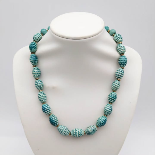 Collar de cerámica gres
