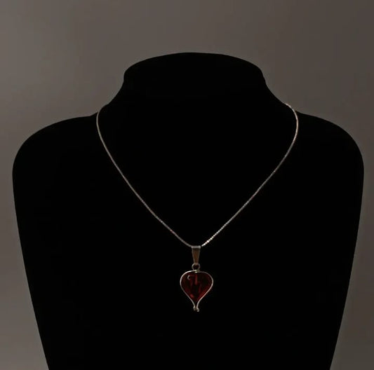 Colgante de ámbar y cadena de plata