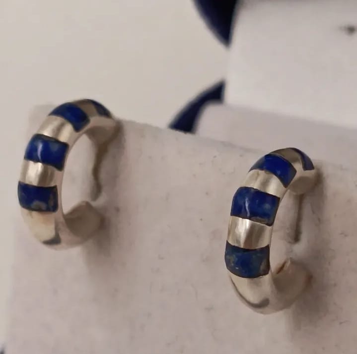 Aros de plata y lapislázuli