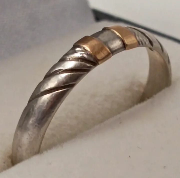 Anillo de plata y oro