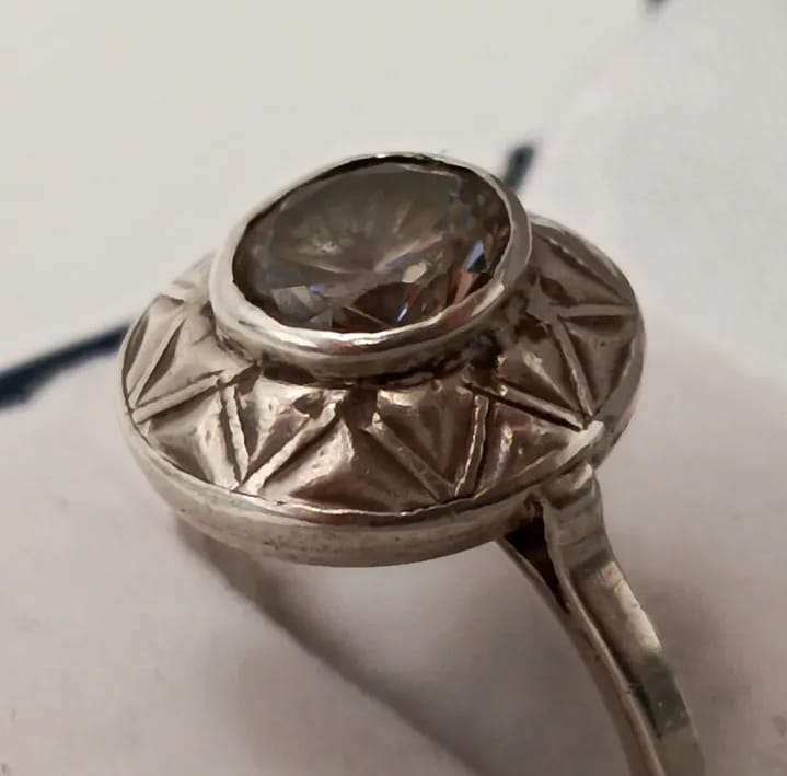 Anillo de plata